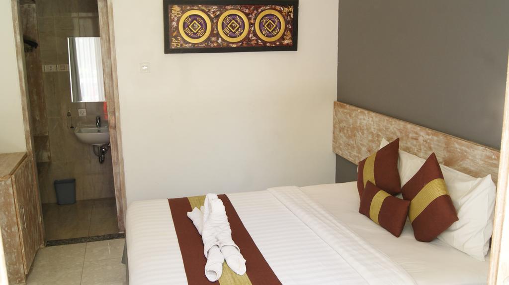 Hotel Sugiras Living Denpasar Exterior foto