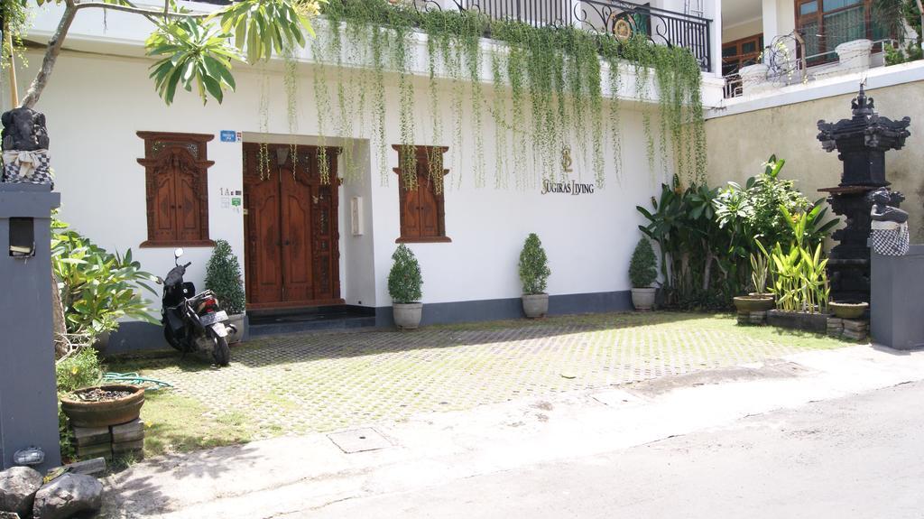 Hotel Sugiras Living Denpasar Exterior foto